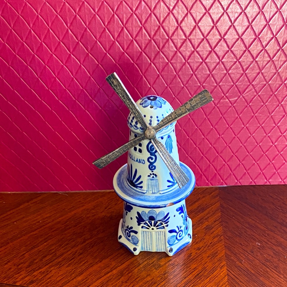 Delft ware Holland windmill.